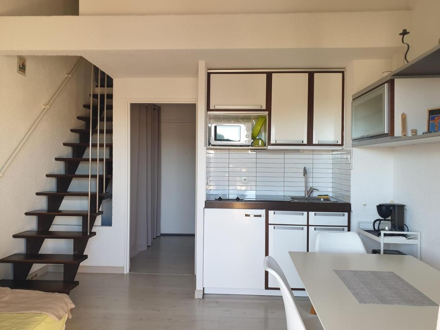 Appartement Climatise A 800M De La Plage Fréjus المظهر الخارجي الصورة
